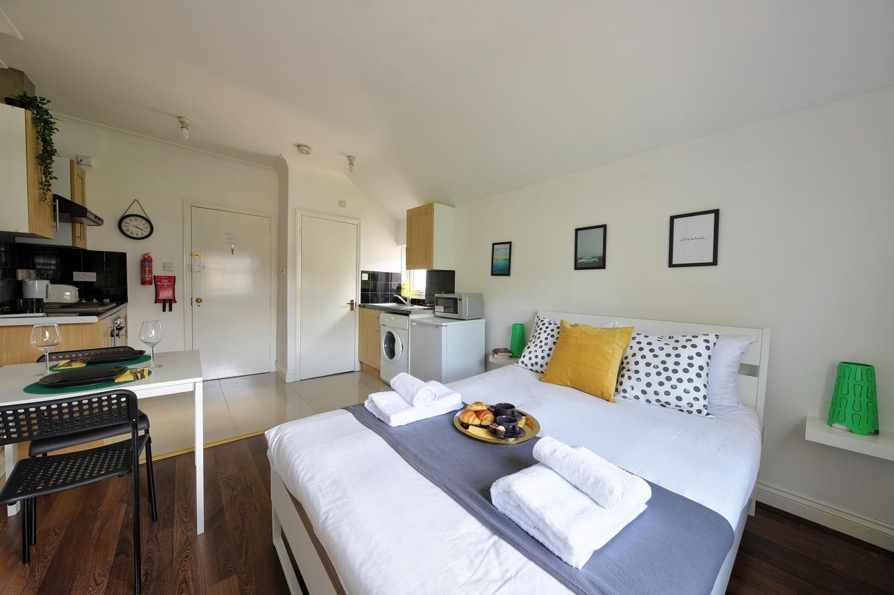 Wembley Willesden Short Let London Apartments المظهر الخارجي الصورة